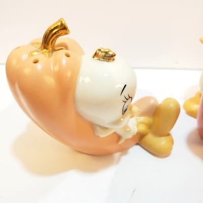 Vintage Lenox Tweety Bird with Hot Chili Peppers Salt & Pepper Shaker Set S03 - Thumbnail 6