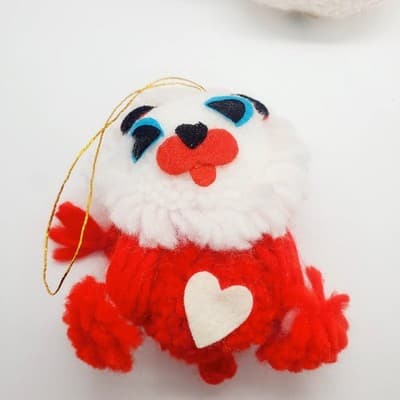 Vtg Lion & 2 birds in a Nest Christmas / Valentines Ornament Fuzzy Pom Pom Balls - Thumbnail 3