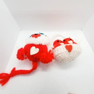 Vtg Lion & 2 birds in a Nest Christmas / Valentines Ornament Fuzzy Pom Pom Balls - Thumbnail 5