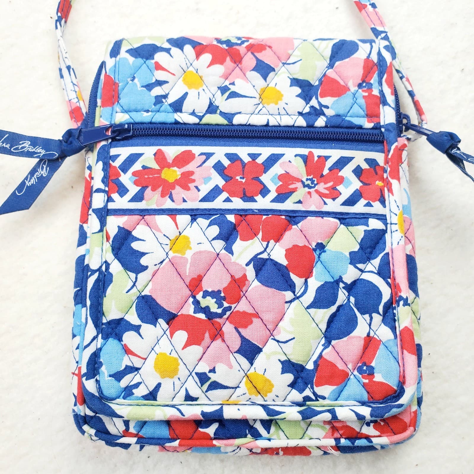 Vera Bradley Hipster Crossbody Bag Floral Pattern Red White Pink Blue 8" x 6" - Thumbnail 2