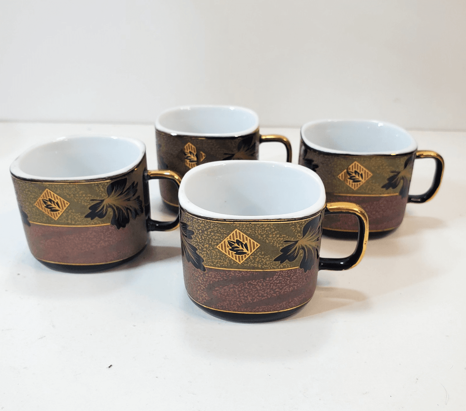 4 Vtg Alpine Cuisine Pink Gold w/Black Outlined Leaves Gold Trim Espresso Cups