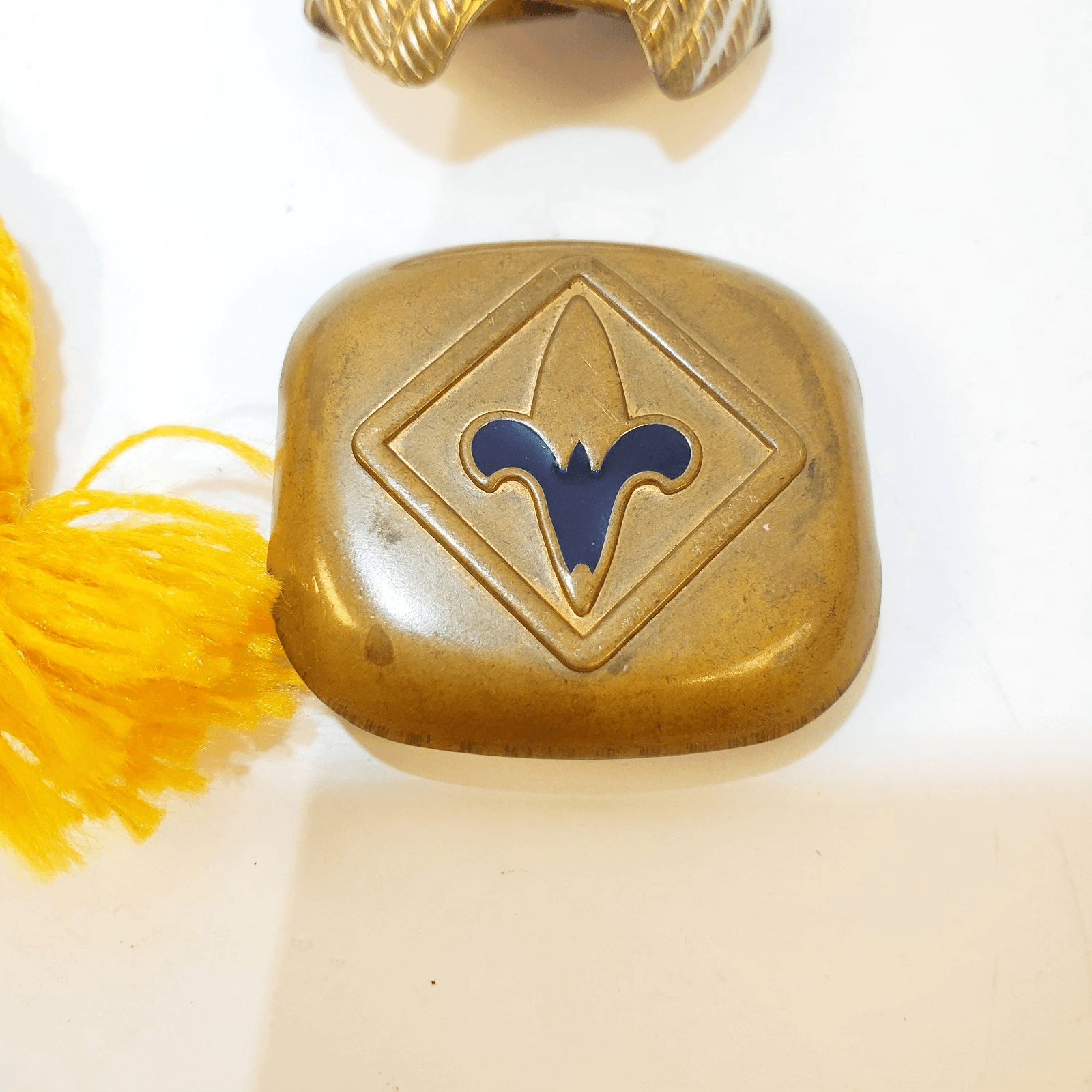 Vtg Boy Scouts BSA Webelos Tri-Color Ribbon 12 Merit Badge Pins & 2 Scarf Slides - Thumbnail 2