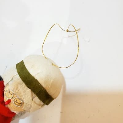 Vtg Kurt S Adler Handcrafted Corn Husk Girl on Bench w Apples Christmas Ornament - Thumbnail 10