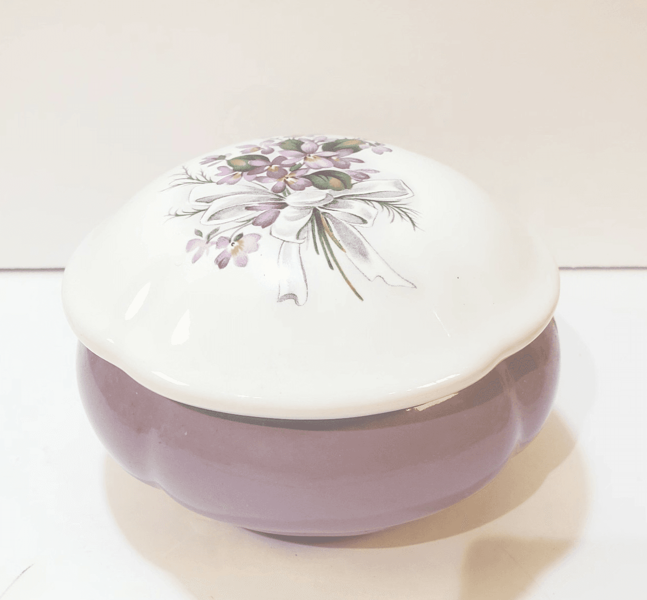 San Francisco Music Box Co Ceramic Ceramic Bowl W/Lid Somewhere Out There VIDEO