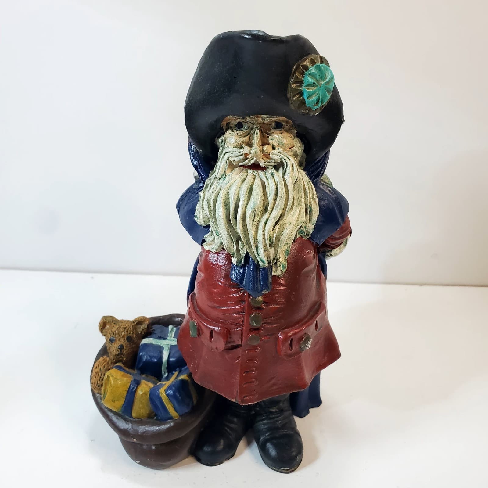 Vintage Rustic Old Time English Santa Claus Figurine 1987 TT Christmas Decor 8”