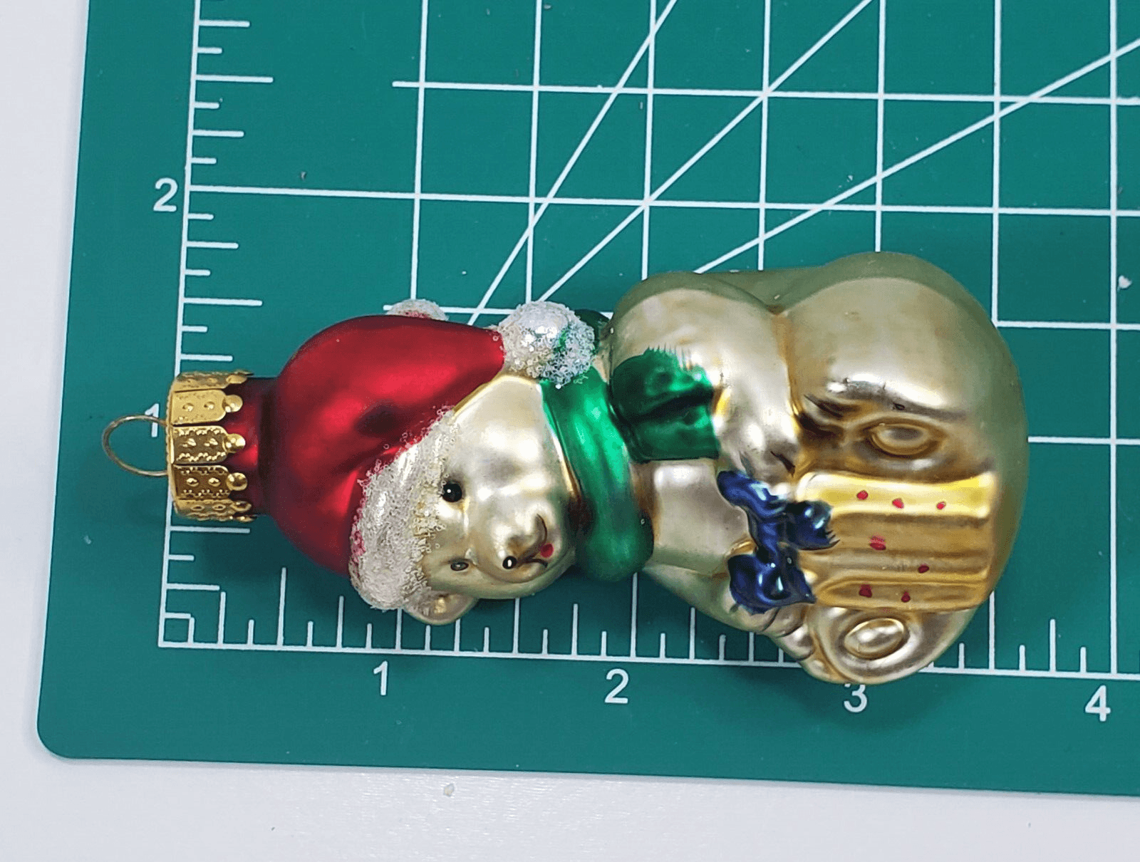 Unique Treasures Hand Crafted Glass Polar Bear Santa Hat Christmas Ornament - Thumbnail 7