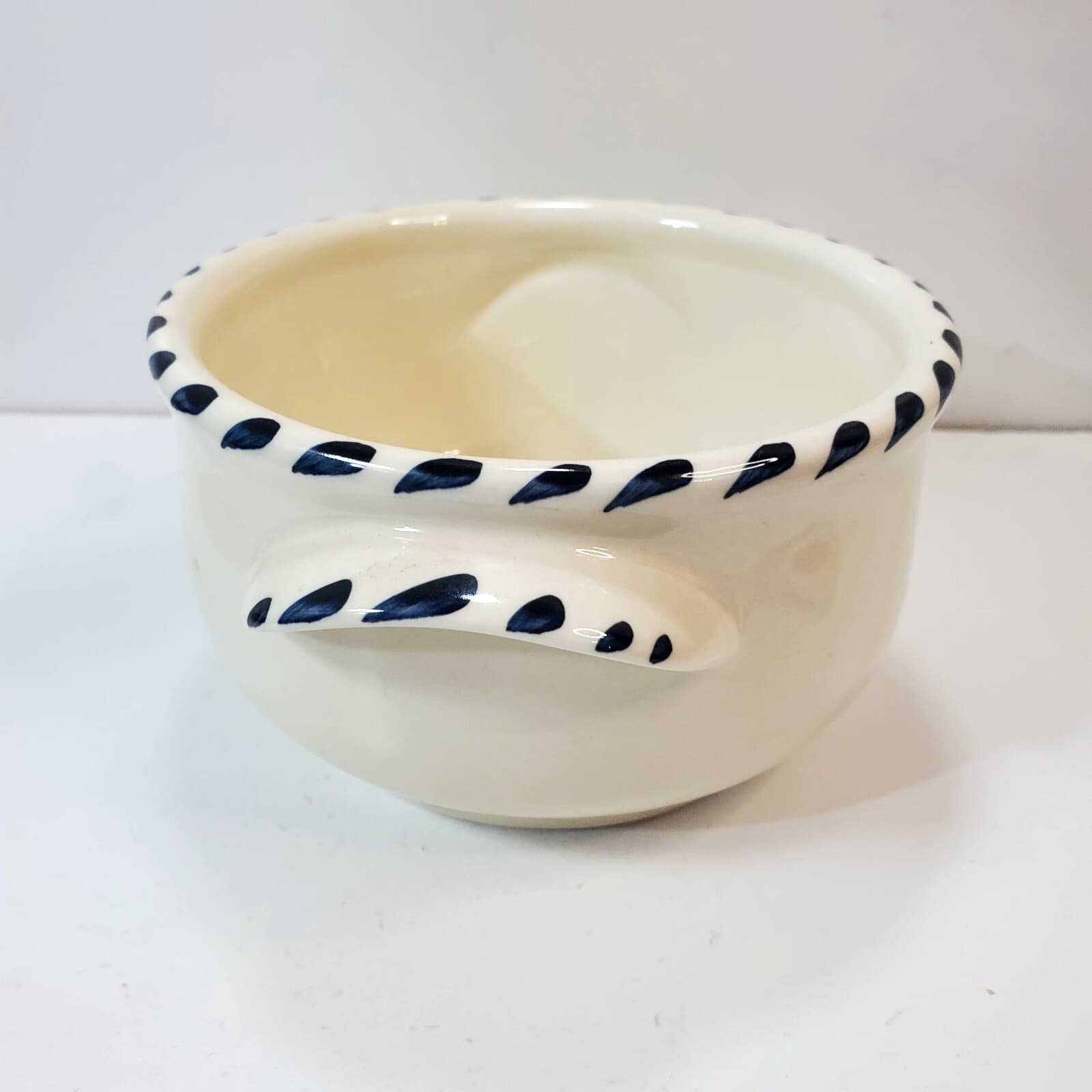 Dovis Designs Stoneware Hand Painted Chowder Bowl Crock Pineapple Lug Handles - Thumbnail 3