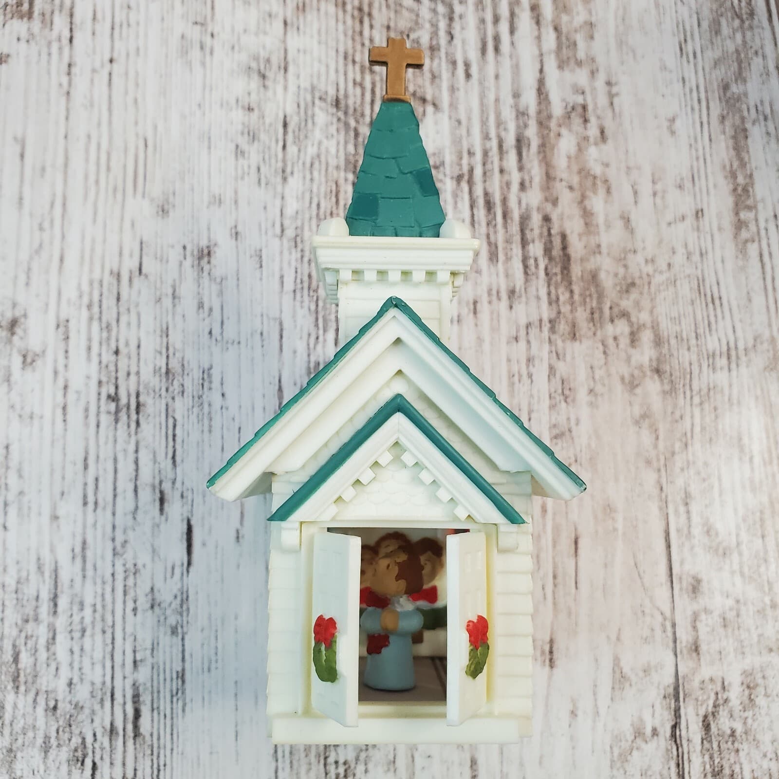 Vintage Hallmark Lighted Village Church Christmas Ornament Dated 1984 - Thumbnail 3