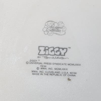 Vintage 1979 Ziggy & Friends Square Bisque Porcelain Trinket Box Tiny Treasures - Thumbnail 7