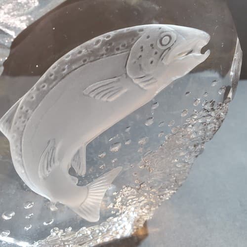 Nybro Crystal Trout Fish Sculpture Paperweight Handmade in Sweden 5.75 x 6.75 - Thumbnail 2