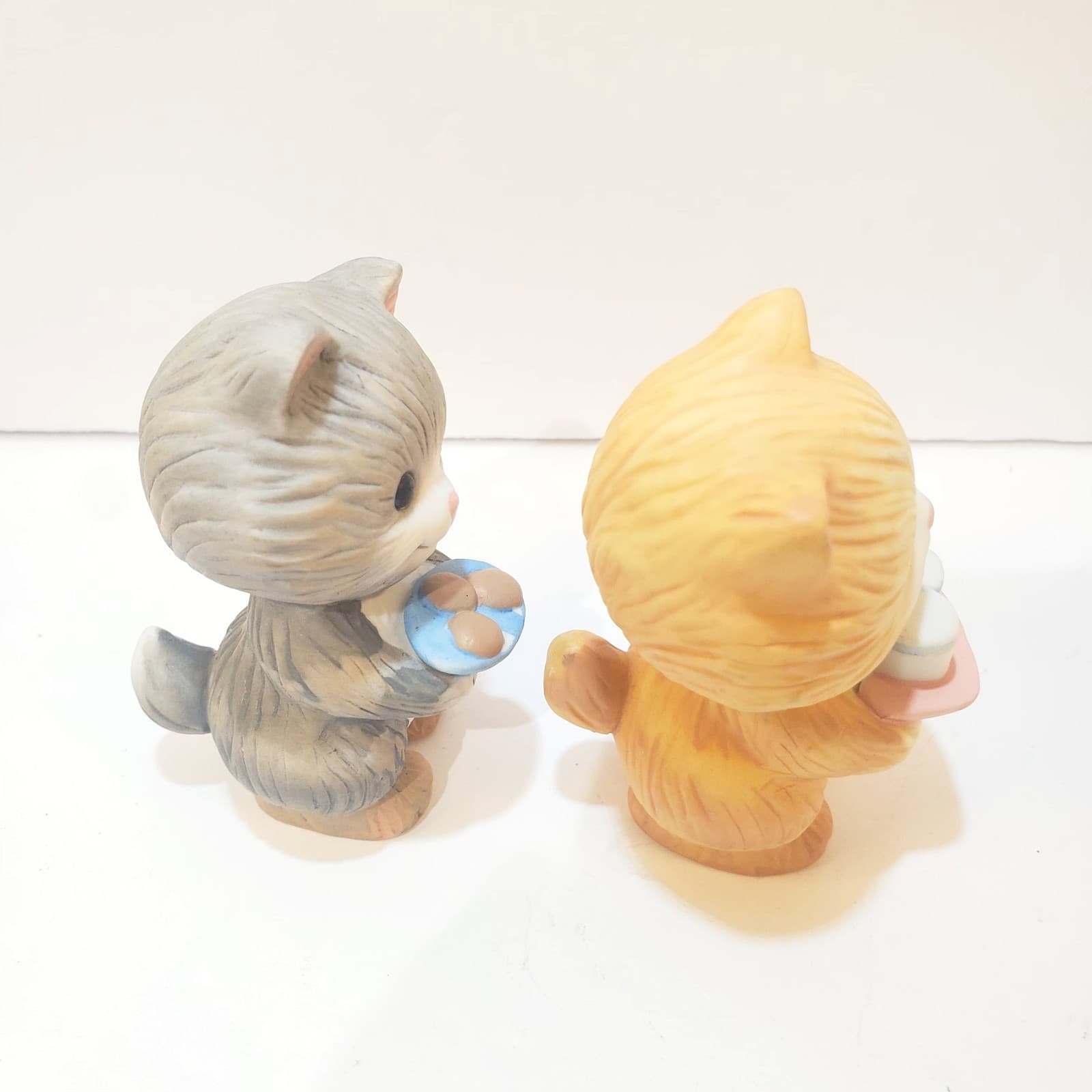 Lot of 2 Vtg Avon 1992 Porcelain Cats Animals Best Buddies Figurine Figure 2.25" - Thumbnail 4