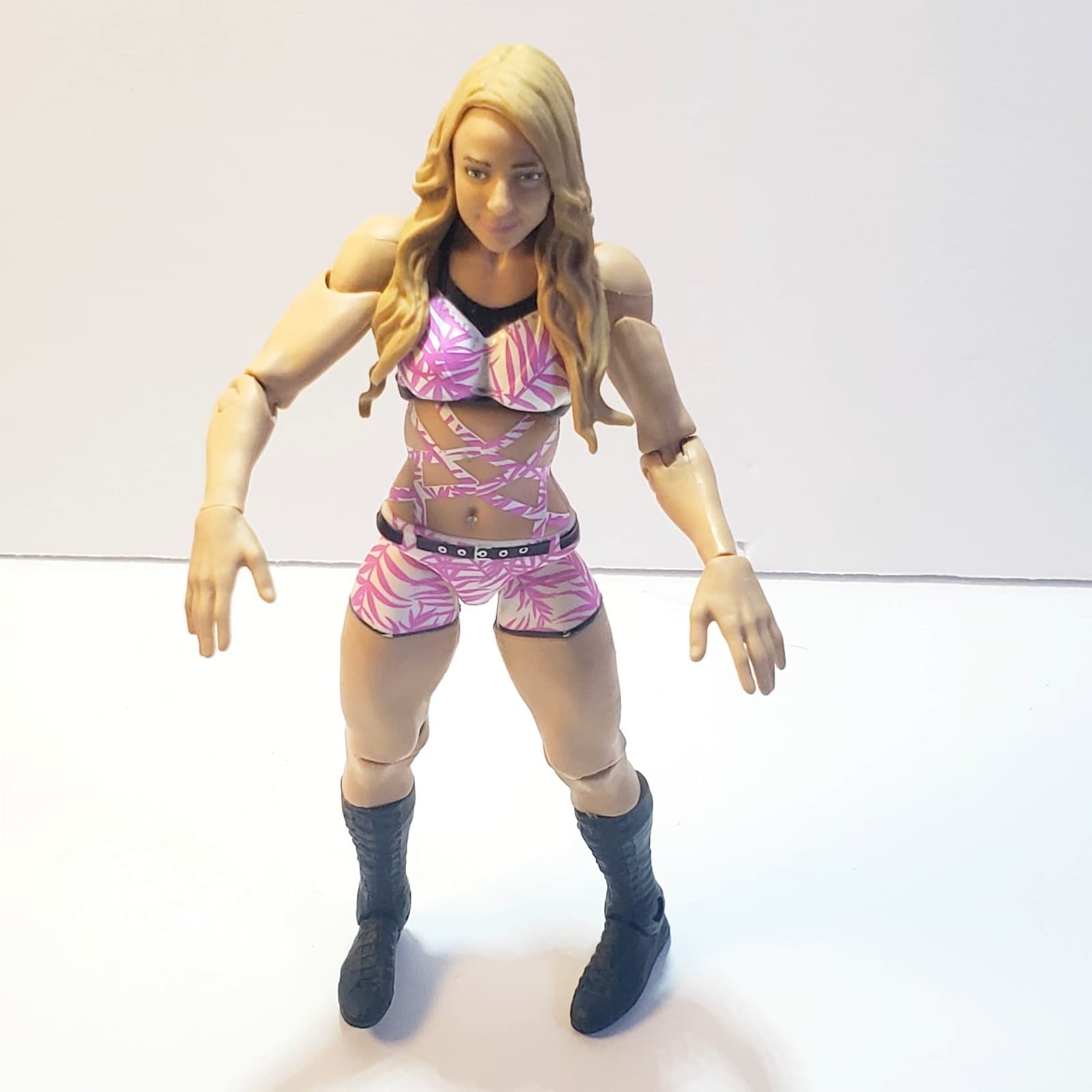 Mattel 2013 WWE Wrestling Divas First Time In The Line 6" Emma Action Figure