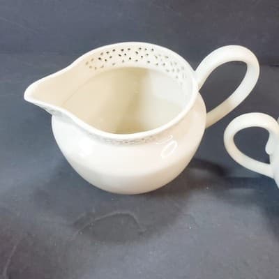 Vintage L. Godinger Co Cream Lace Reticulated Sugar Bowl with Lid & Creamer - Thumbnail 2
