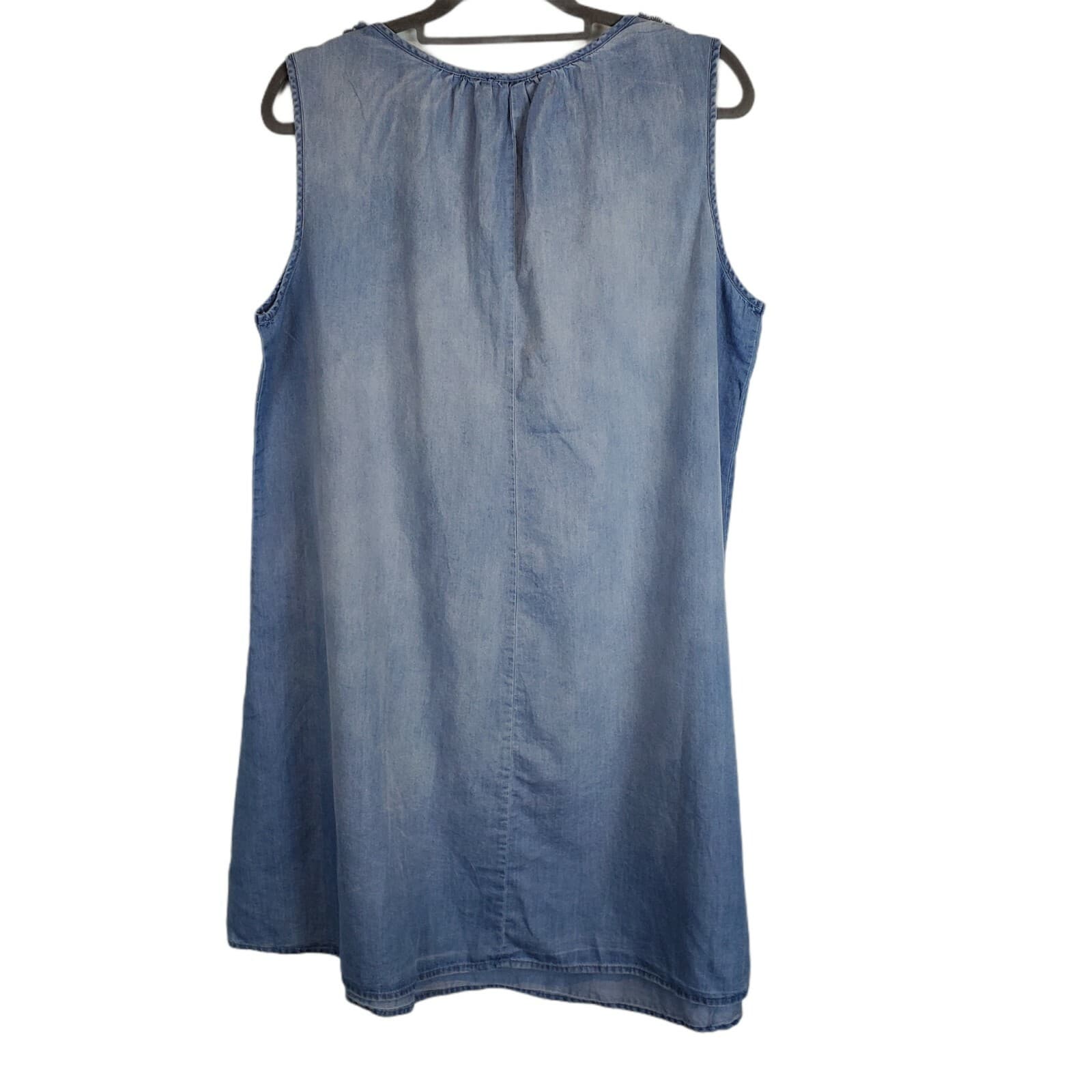 Lux II Summer Chambray Crocheted Tassels Sleeveless Shift Dress Plus Size 16 - Thumbnail 2