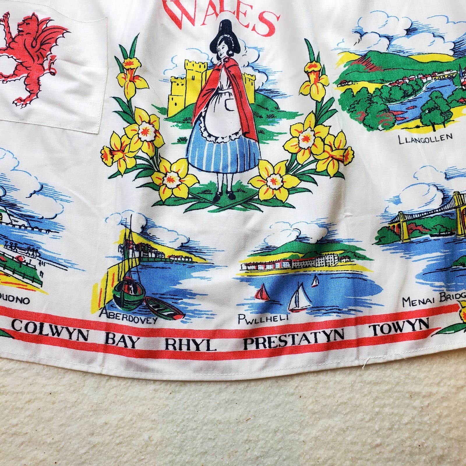 Vintage Wales Apron Souvenir Tourist Travel Protective Cover Garment Towns - Thumbnail 7