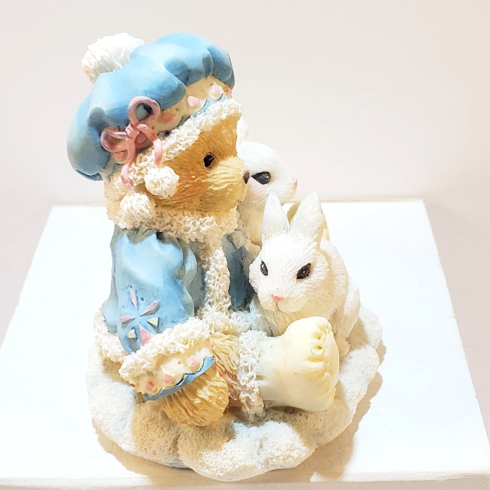 Vintage 1994 Cherished Teddies Sonja Holiday Cuddles Figurine Bears Bunnies - Thumbnail 2