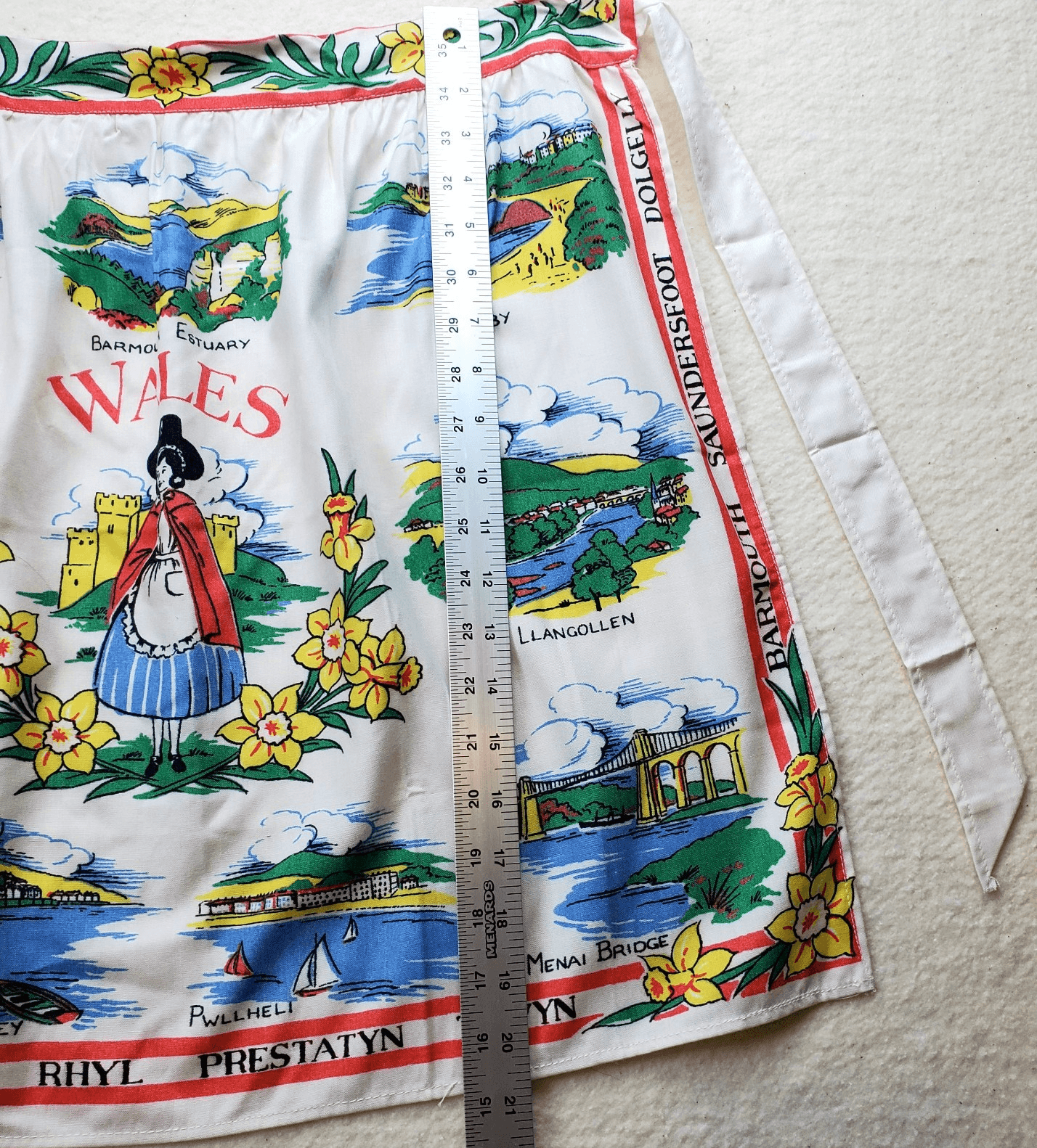 Vintage Wales Apron Souvenir Tourist Travel Protective Cover Garment Towns - Thumbnail 11