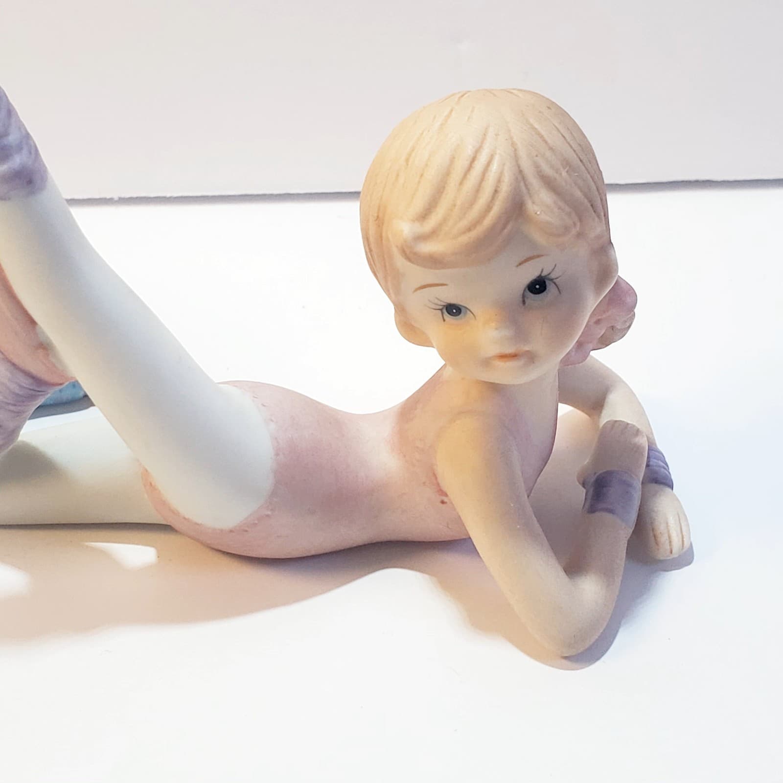 2 Vintage 1980s Homco Ballerinas Dancers Girls 1 Blue 1 Pink Figurines #1406 - Thumbnail 3