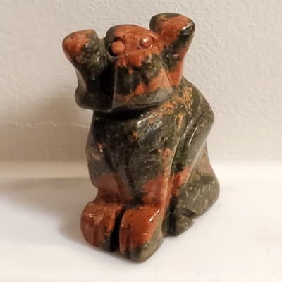 Natural Red Amphibole Quartz Crystal Carved Miniature Sitting Dog Figurine - Thumbnail 5