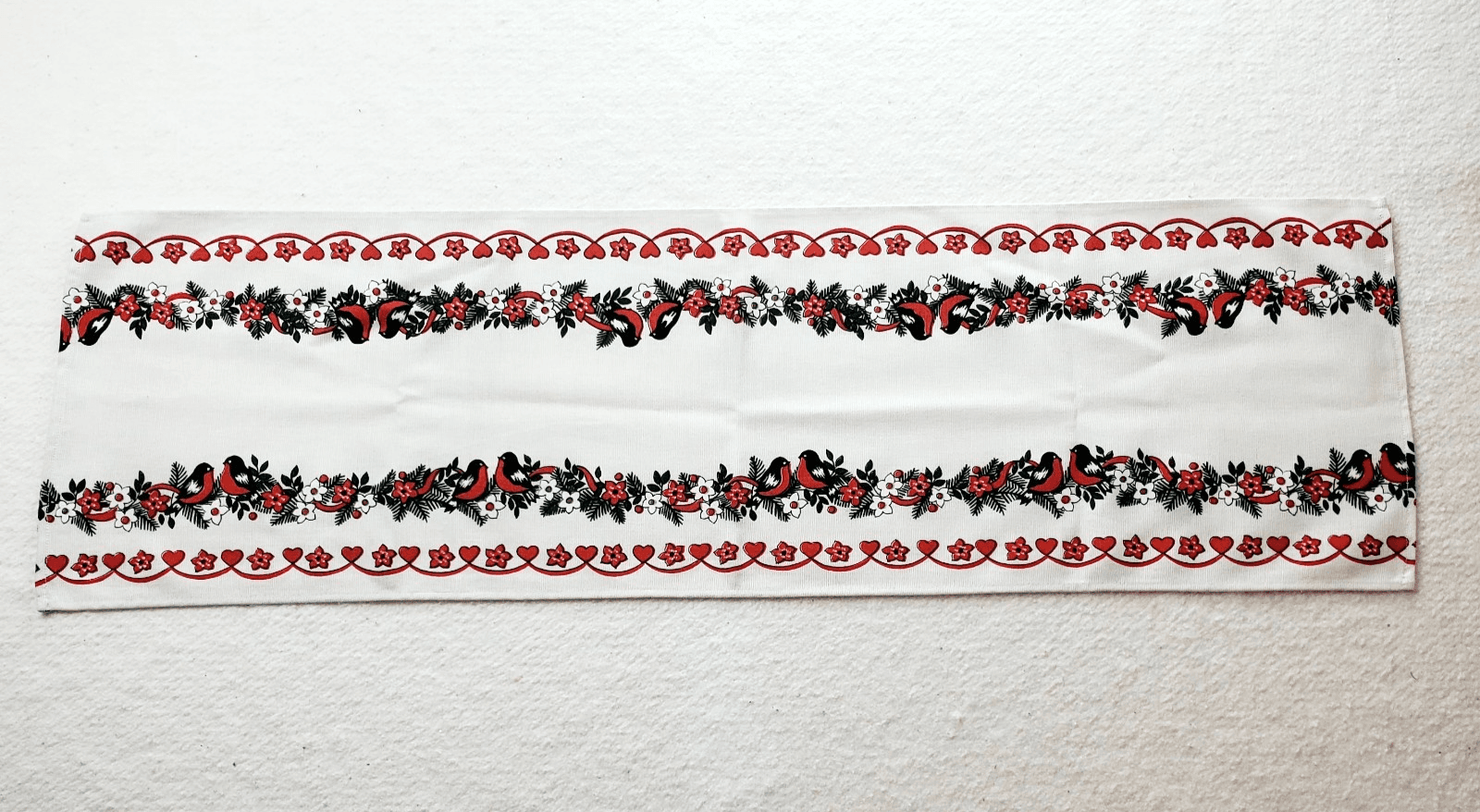 Vtg Linen Woven Textile Red Black Birds Flowers Dresser Scarf Table Runner 38"