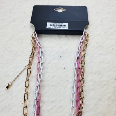 Torrid 3 Row Strand Layered Oval Link Chain Necklace Pink White Gold Tone NEW - Thumbnail 5