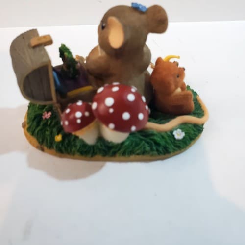 Fitz & Floyd 2000 Charming Tails A Treasure of Memories Resin Figurine 98/224 - Thumbnail 3