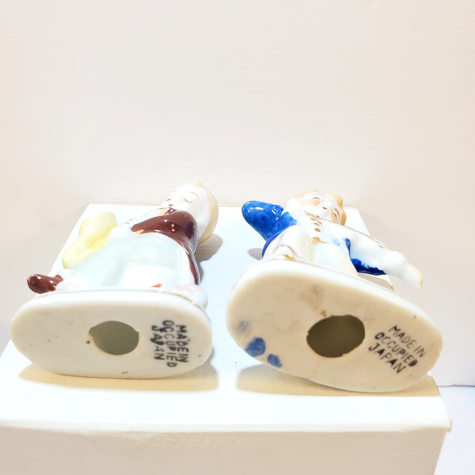 2 Occupied Japan Figurines Boy Musicians Playing Saxophone & Violin Instrument - Thumbnail 5