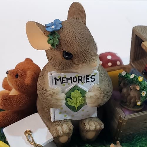 Fitz & Floyd 2000 Charming Tails A Treasure of Memories Resin Figurine 98/224 - Thumbnail 9