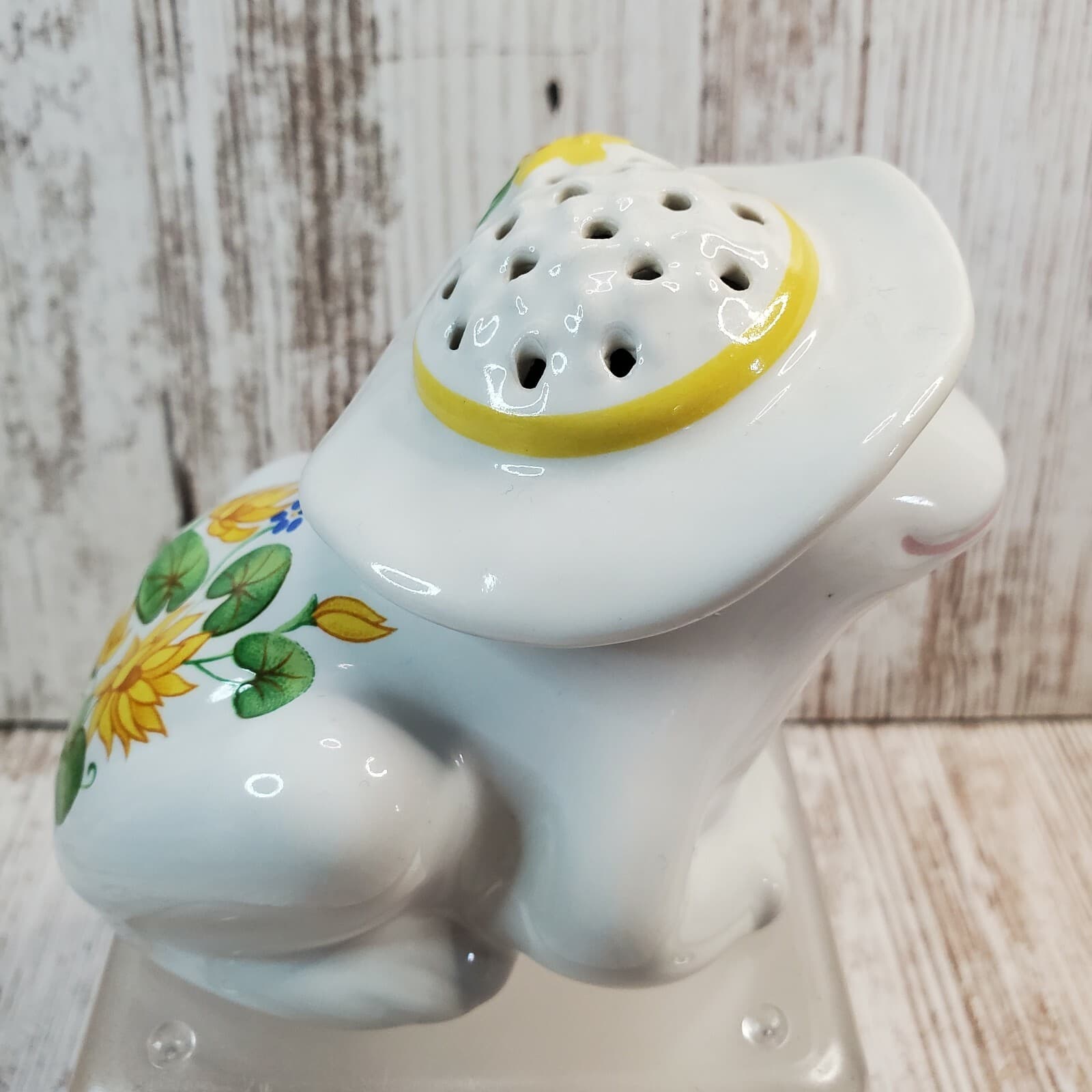 Vintage 1980 Avon Ceramic "Winking Frog" Pomander Potpourri Holder Collectible - Thumbnail 5