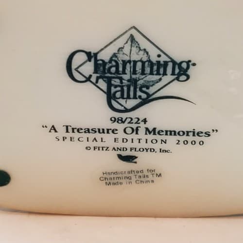 Fitz & Floyd 2000 Charming Tails A Treasure of Memories Resin Figurine 98/224 - Thumbnail 10