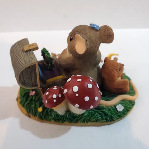 Fitz & Floyd 2000 Charming Tails A Treasure of Memories Resin Figurine 98/224 - Thumbnail 4
