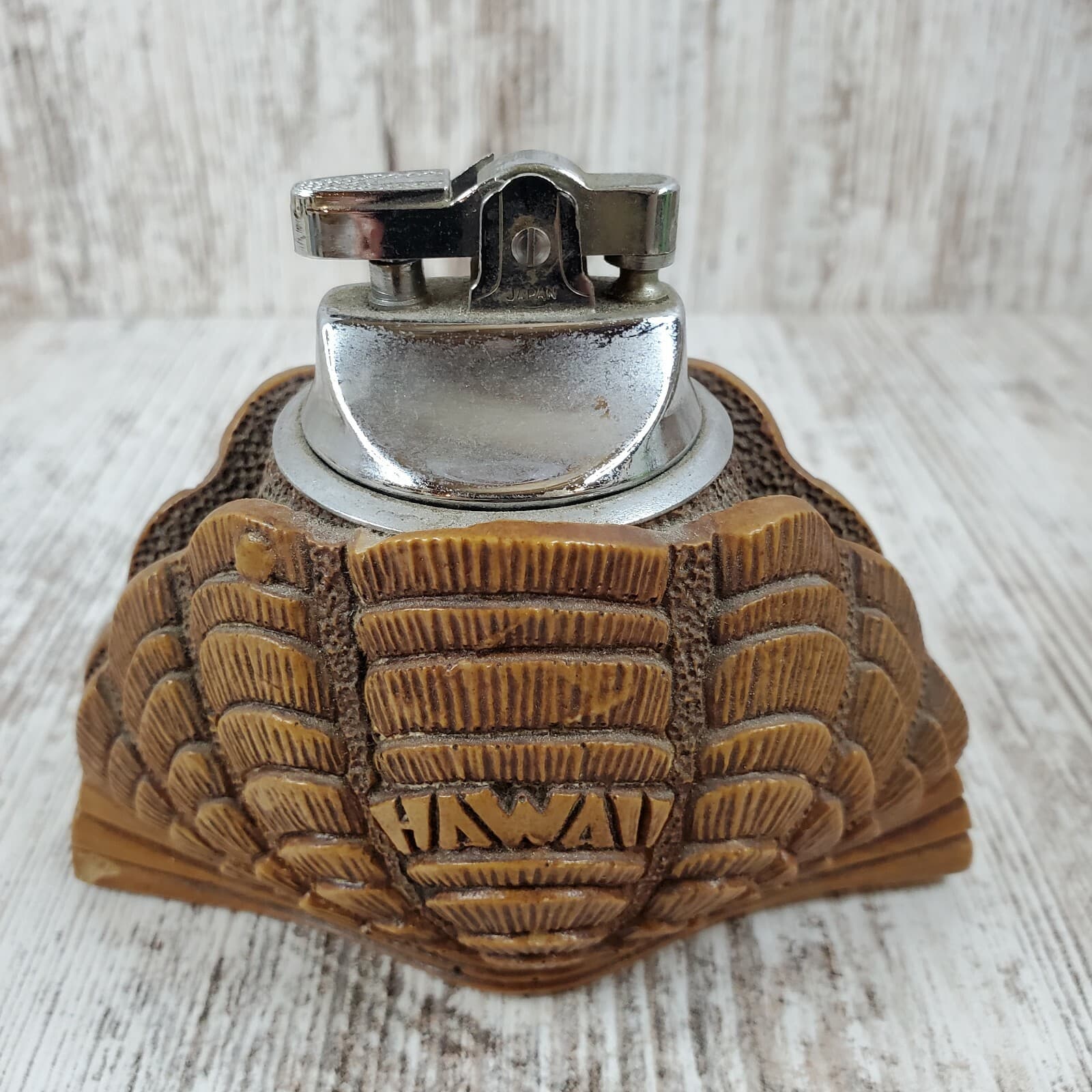 Vintage Hawaiian Lighter Syrocco Resin Wood Large Shell JAPAN HAWAII - Thumbnail 3