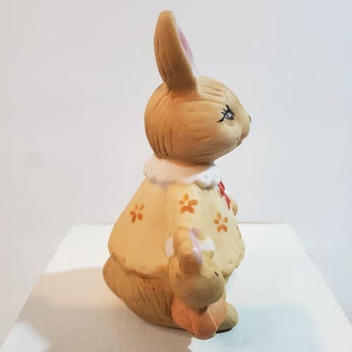 Vintage Henriksen Imports Ceramic Bunny Anthropomorphic Figurine W/ Doll Baby - Thumbnail 2