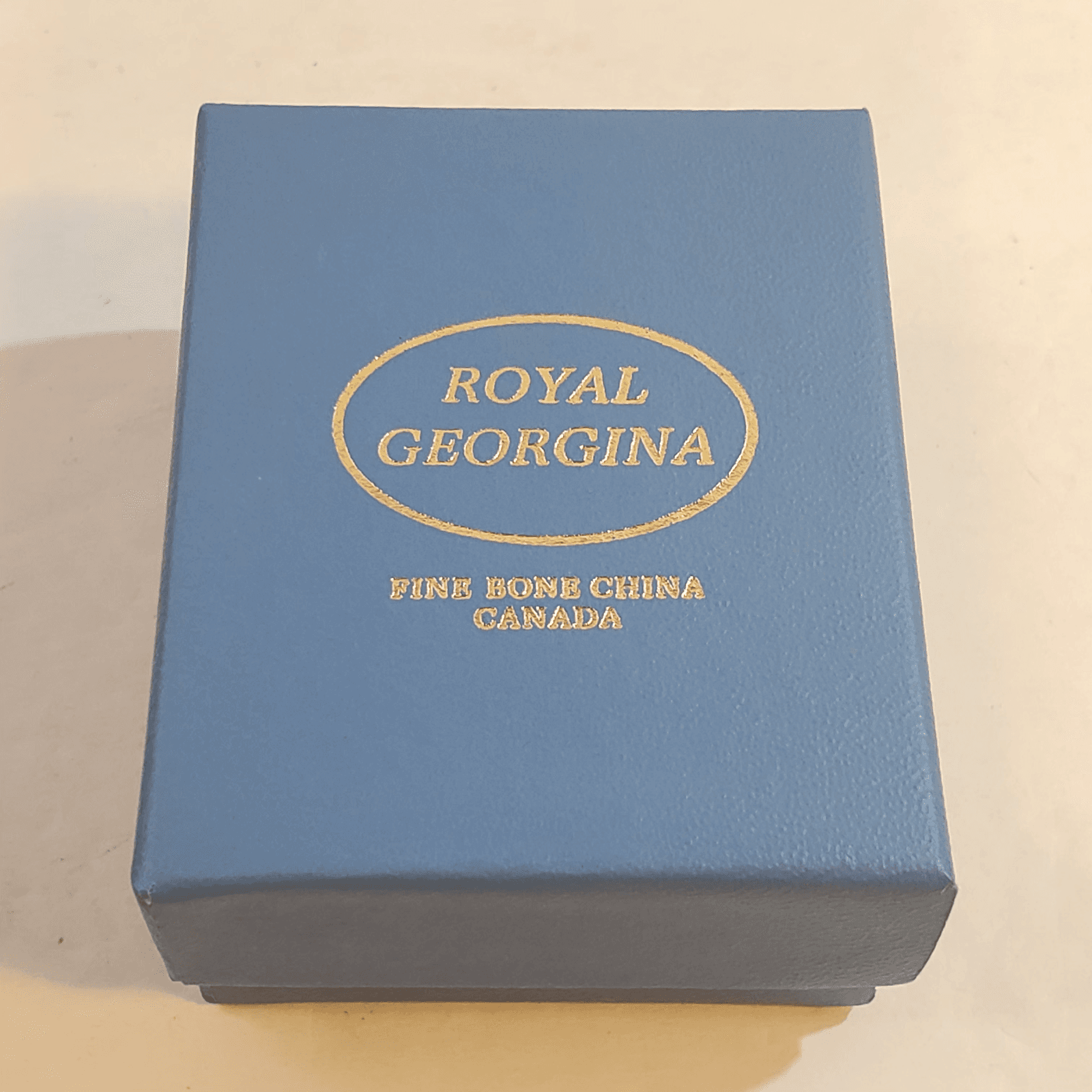 Vintage Royal Georgina Fine Bone China Blue Jay Flowers Floral Thimble Canada - Thumbnail 2
