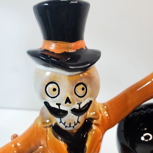 Yankee Candle Boney Bunch Skeleton Ringmaster Hanging Tart Warmer #1650290 - Thumbnail 3