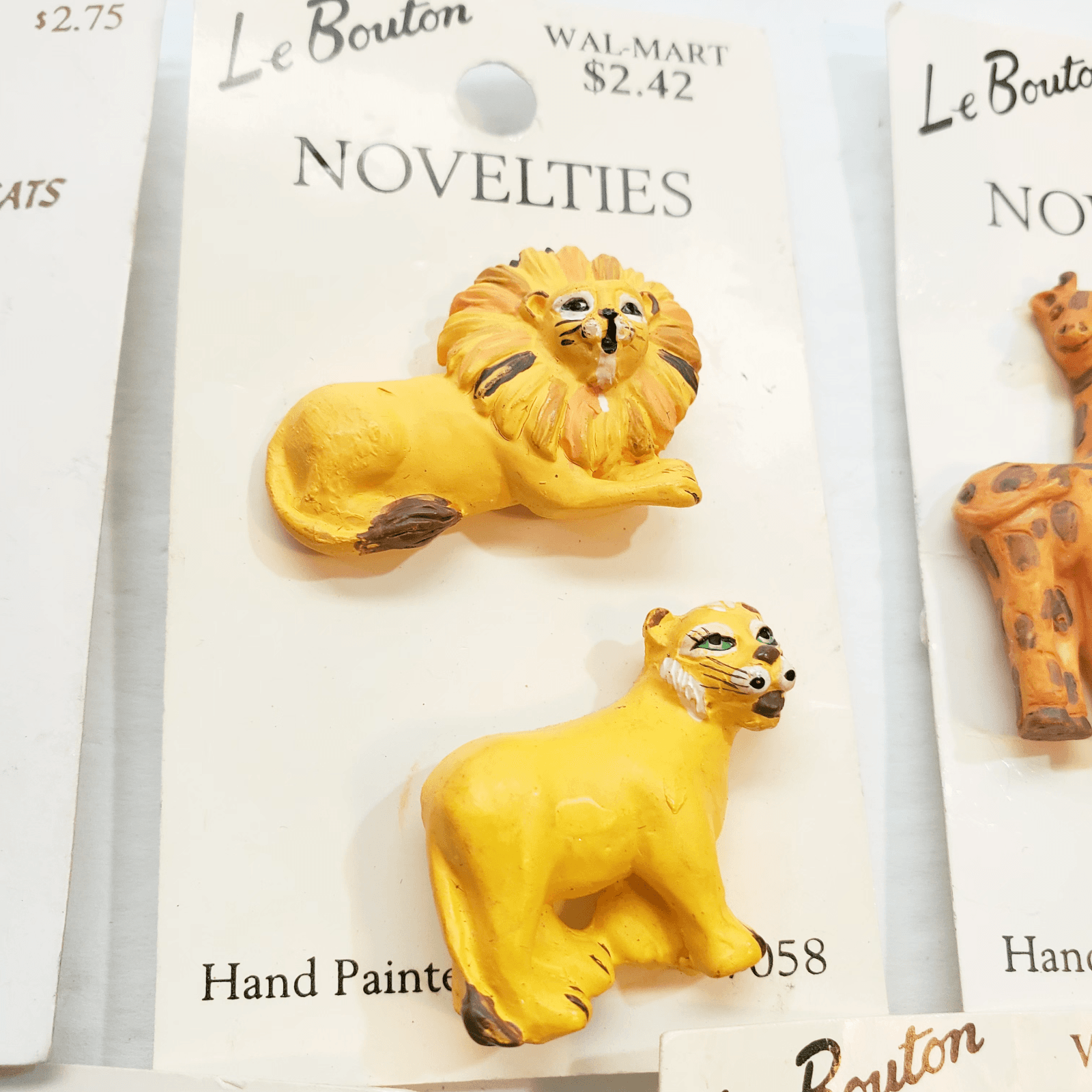 Vtg Le Bouton & Dianna's Plastic Animal Shaped Buttons Lot Of 5 (10 Buttons) - Thumbnail 3