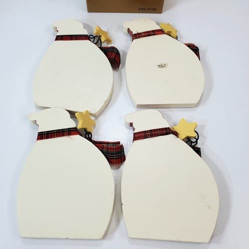 Snowman Coasters Wood and Cork Folk Art Style Set of 4 In Box Christmas Holiday - Thumbnail 4