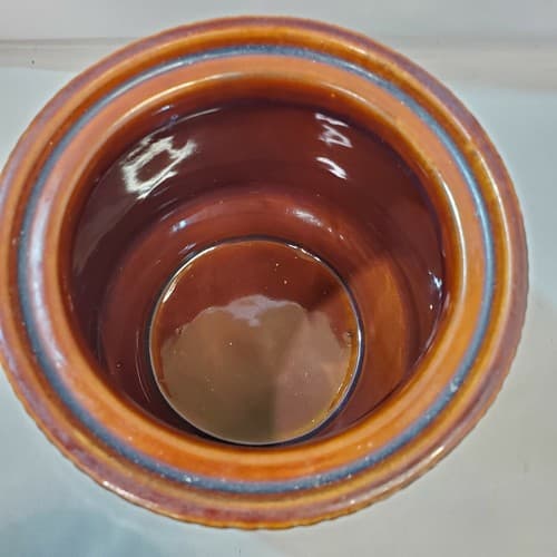 Vtg Colin Cowie JC Penney Footed Ceramic Canister Airtight Lid Brown Reeded - Thumbnail 5