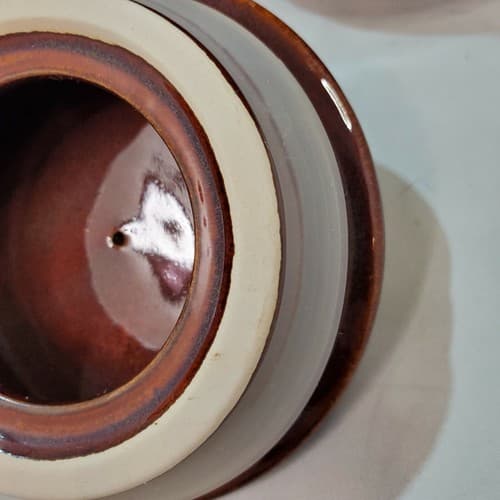 Vtg Colin Cowie JC Penney Footed Ceramic Canister Airtight Lid Brown Reeded - Thumbnail 4