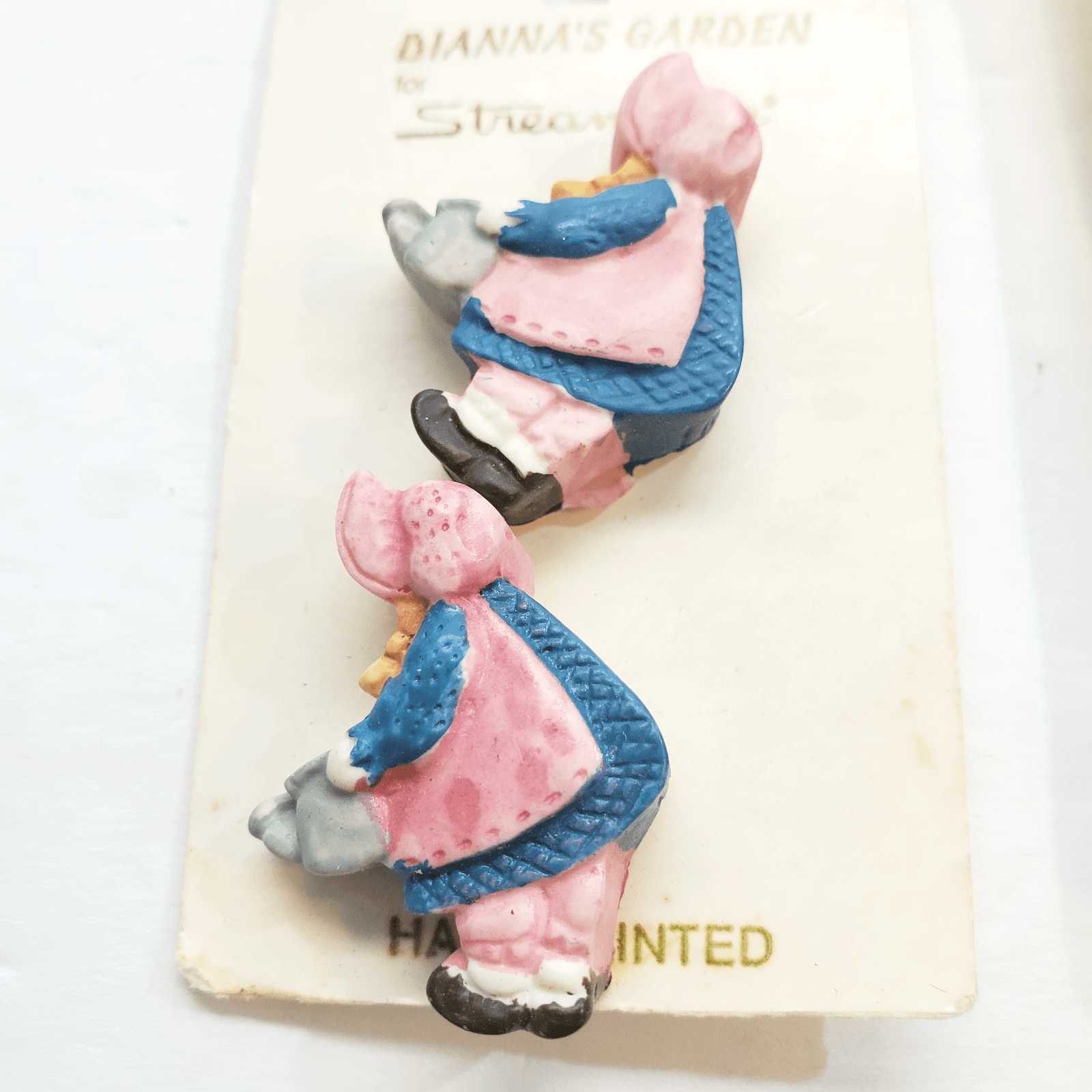Vtg Le Bouton & Dianna's Plastic Animal Shaped Buttons Lot Of 5 (10 Buttons) - Thumbnail 6