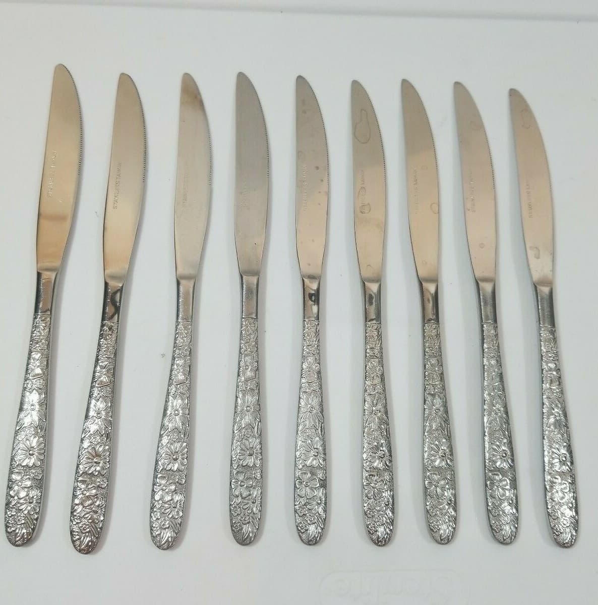 Vintage Butter Knives Lot of 9 Flatware Stainless Steel Roses Floral Taiwan - Thumbnail 8