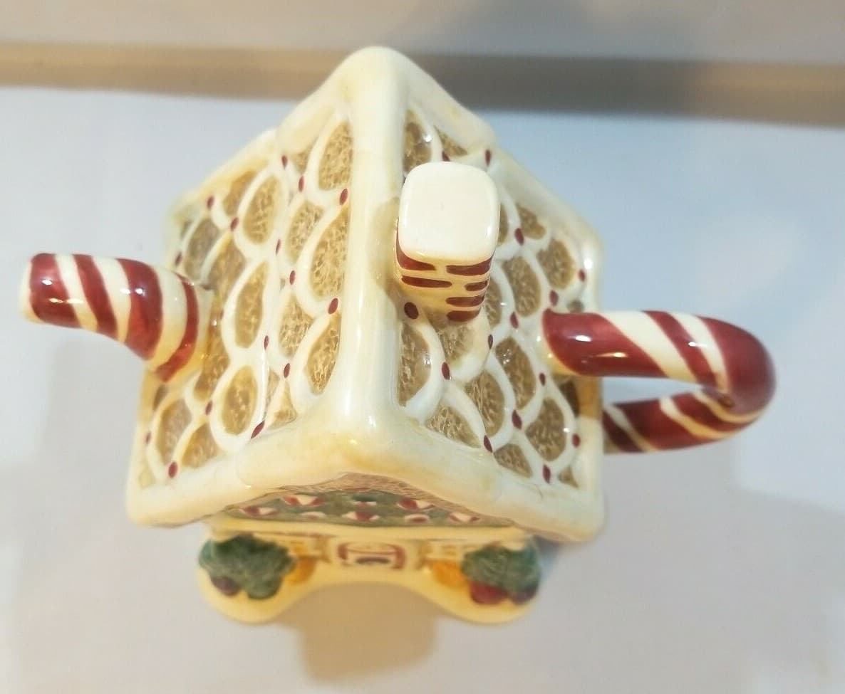Sakura Debbie Mumm Christmas Teapot Gingerbread House Sweet Candy Canes - Thumbnail 3