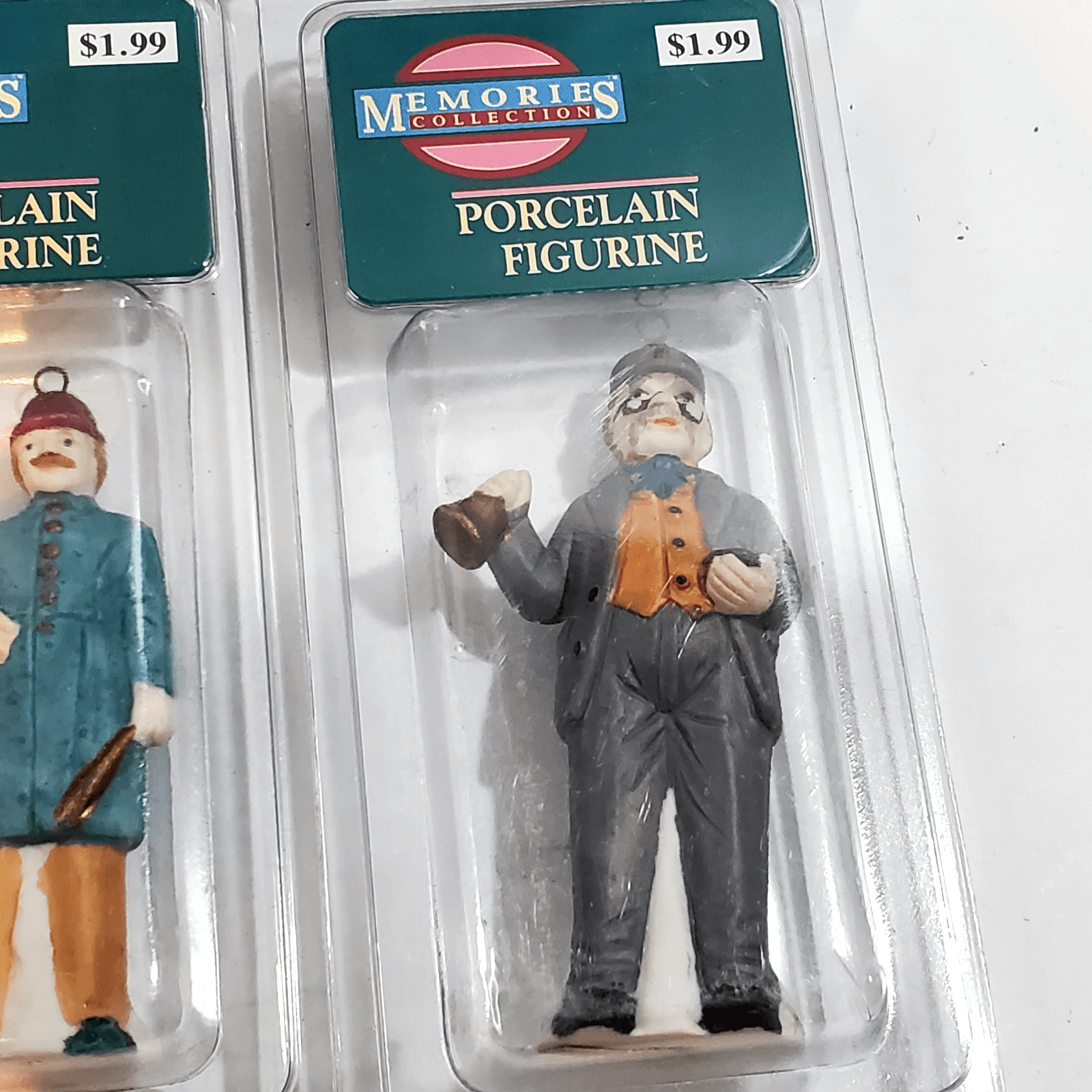 Vtg Venture Memories Collection Tree Ornaments Figurines Lot of 11 Santa People - Thumbnail 4