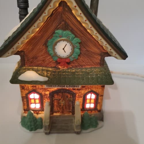 Vtg Dept 56 Heritage Village North Pole Series Chapel 56260 Retired Hand Painted - Thumbnail 11