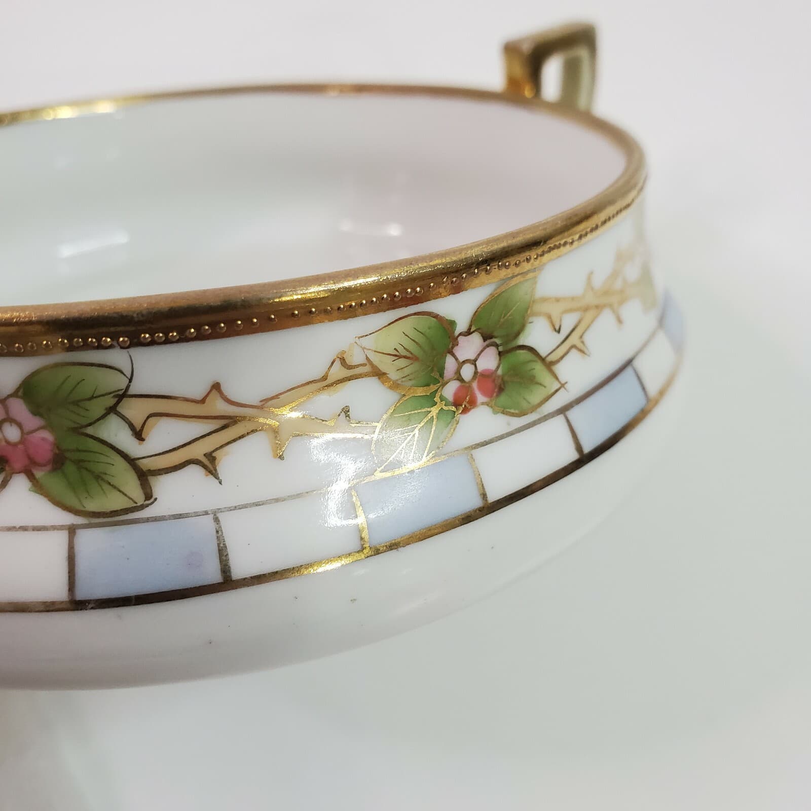 Vtg Hand Painted Nippon 2 Handled Gold Trim Floral Footed Tidbit Bonbon Nut Dish - Thumbnail 3