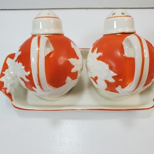 Vtg The Hinode Orange Salt Pepper Shaker on 6” Tray Japan 1950’s Cottage Retro - Thumbnail 5