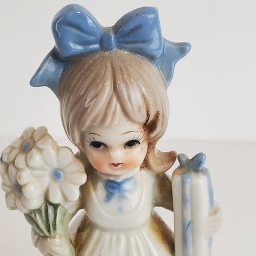 Vintage Enesco Girl holding flowers present standing with kitten 4.5” Figurine - Thumbnail 2