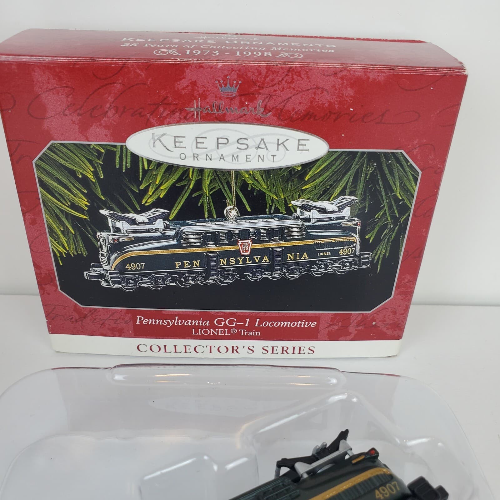 Vintage Hallmark 1998 Lionel Pennsylvania GG-1 Locomotive Ornament #3 in series - Thumbnail 7