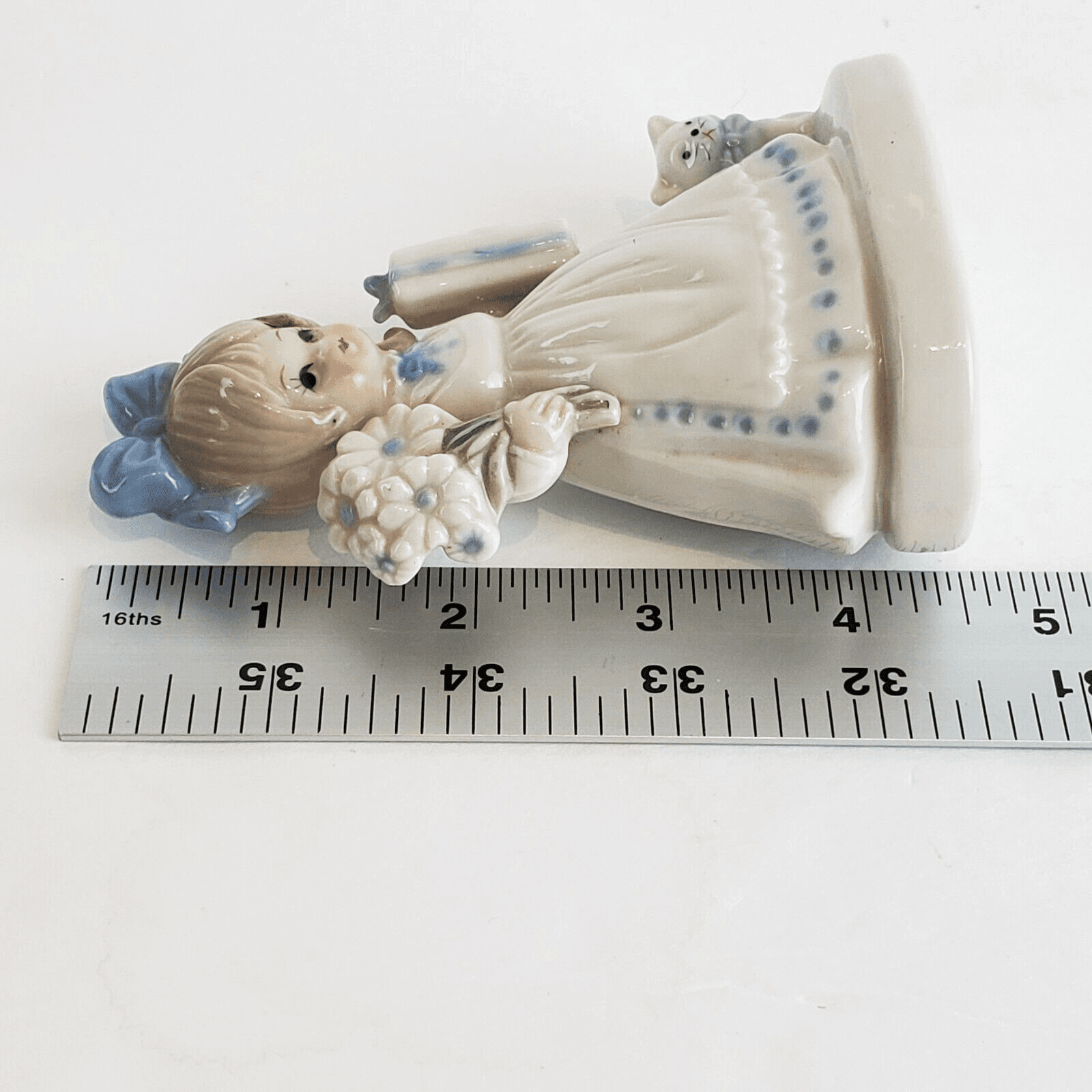 Vintage Enesco Girl holding flowers present standing with kitten 4.5” Figurine - Thumbnail 9