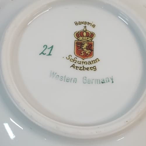 2 Vintage Schumann Arzberg Bavaria Reticulated Pierced 4” Bowl Courting Couple - Thumbnail 7